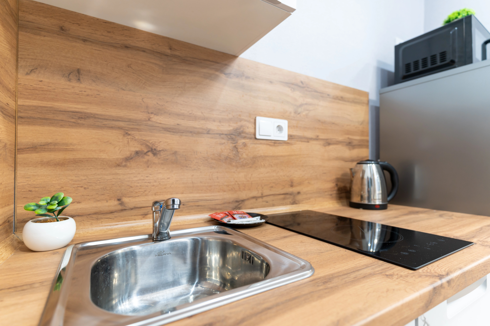 Апартаменты на Авиационной 63/3 (А)