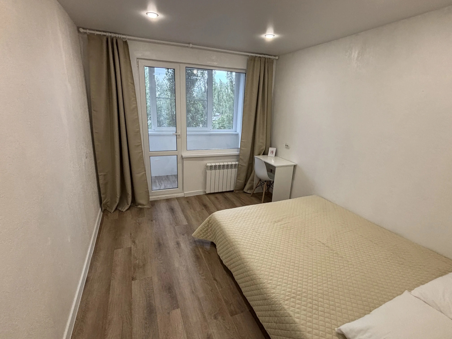 Квартира Уютная Трехкомнатная  в Развитом Районе Воронежа