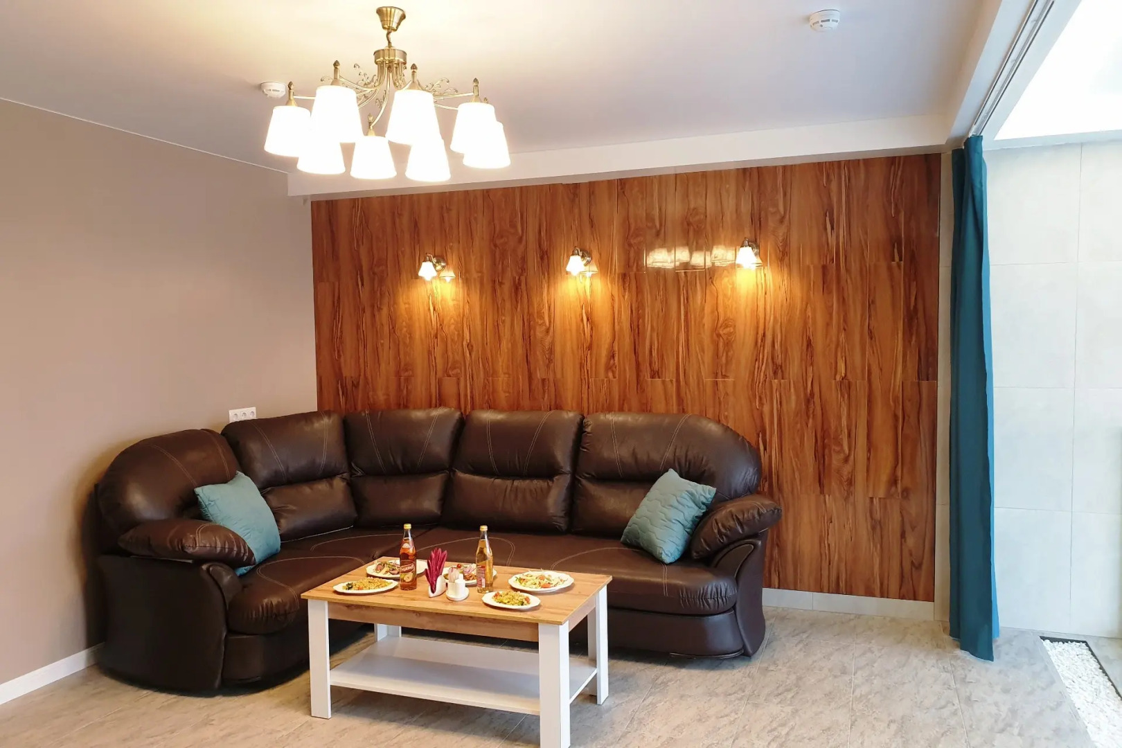 Отель Дискавери