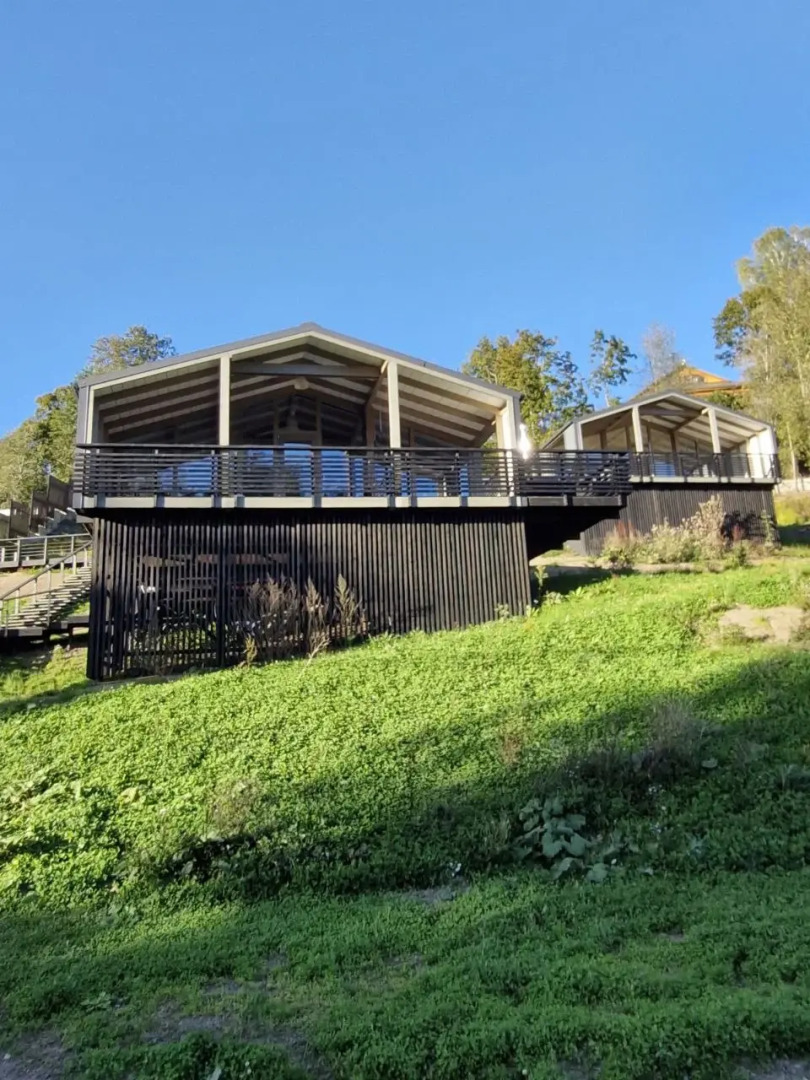 Частный дом коттедж семейный три тома  у Финского залива