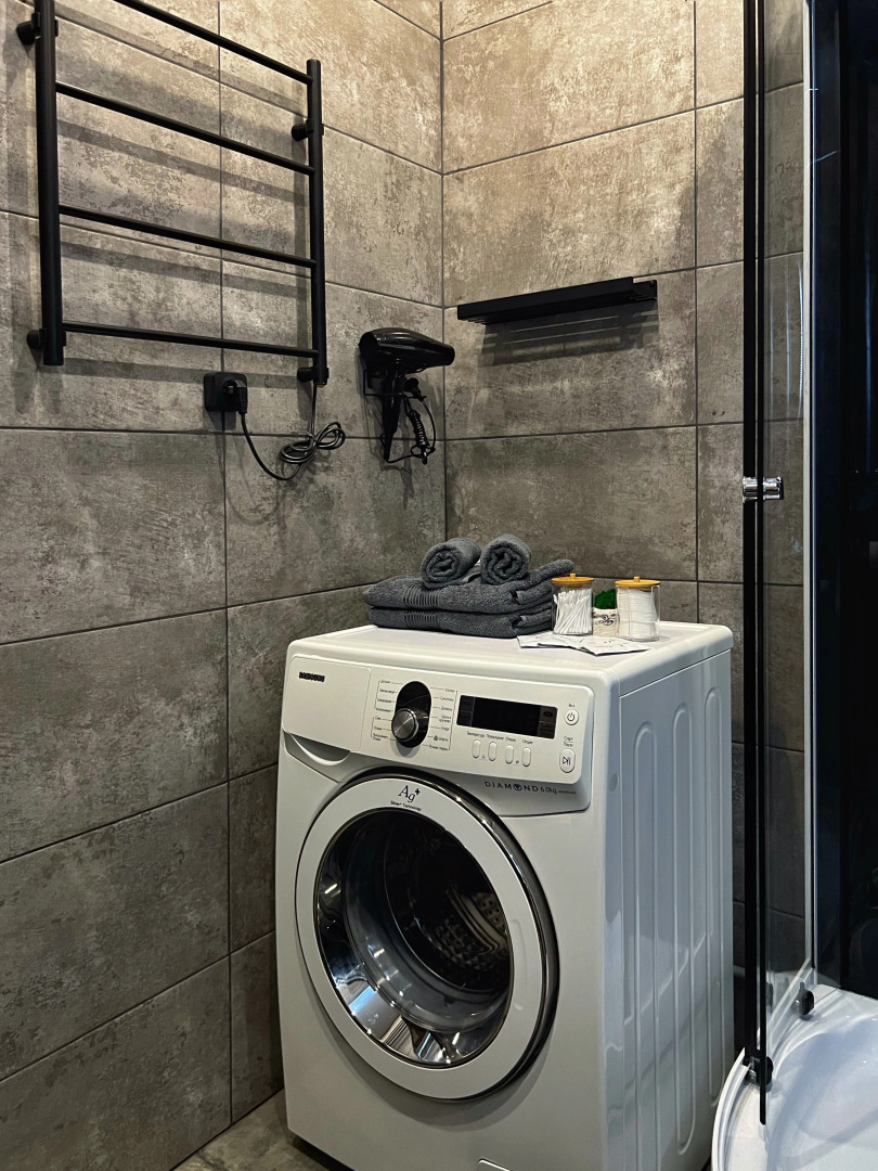 Апартаменты Granada Шикарная евро-двушка в центре города с новым ремонтом в стиле Лофт