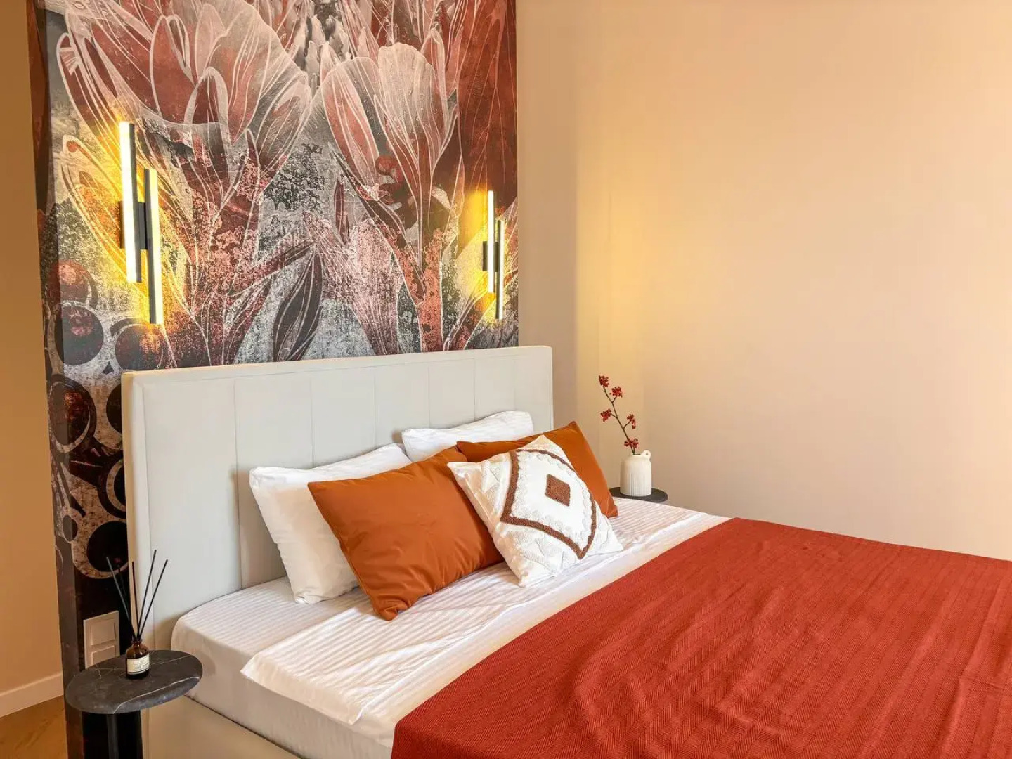 Квартира видовые апартаменты возле РМК Арены