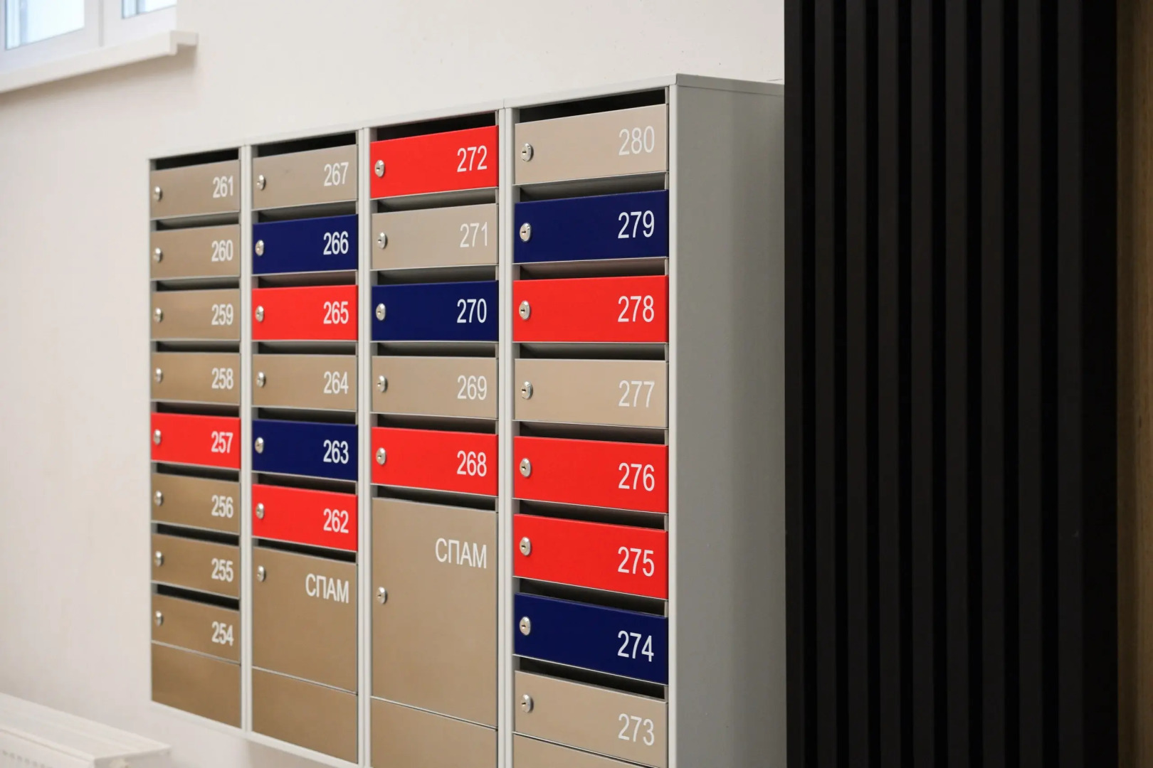 Квартира с бирюзовым настроением