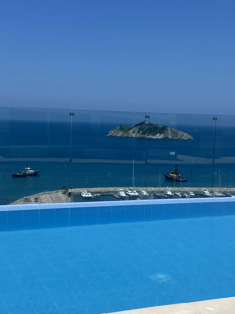 Апартаменты Blue Loft oceanview in Marina rooftop pool prime location