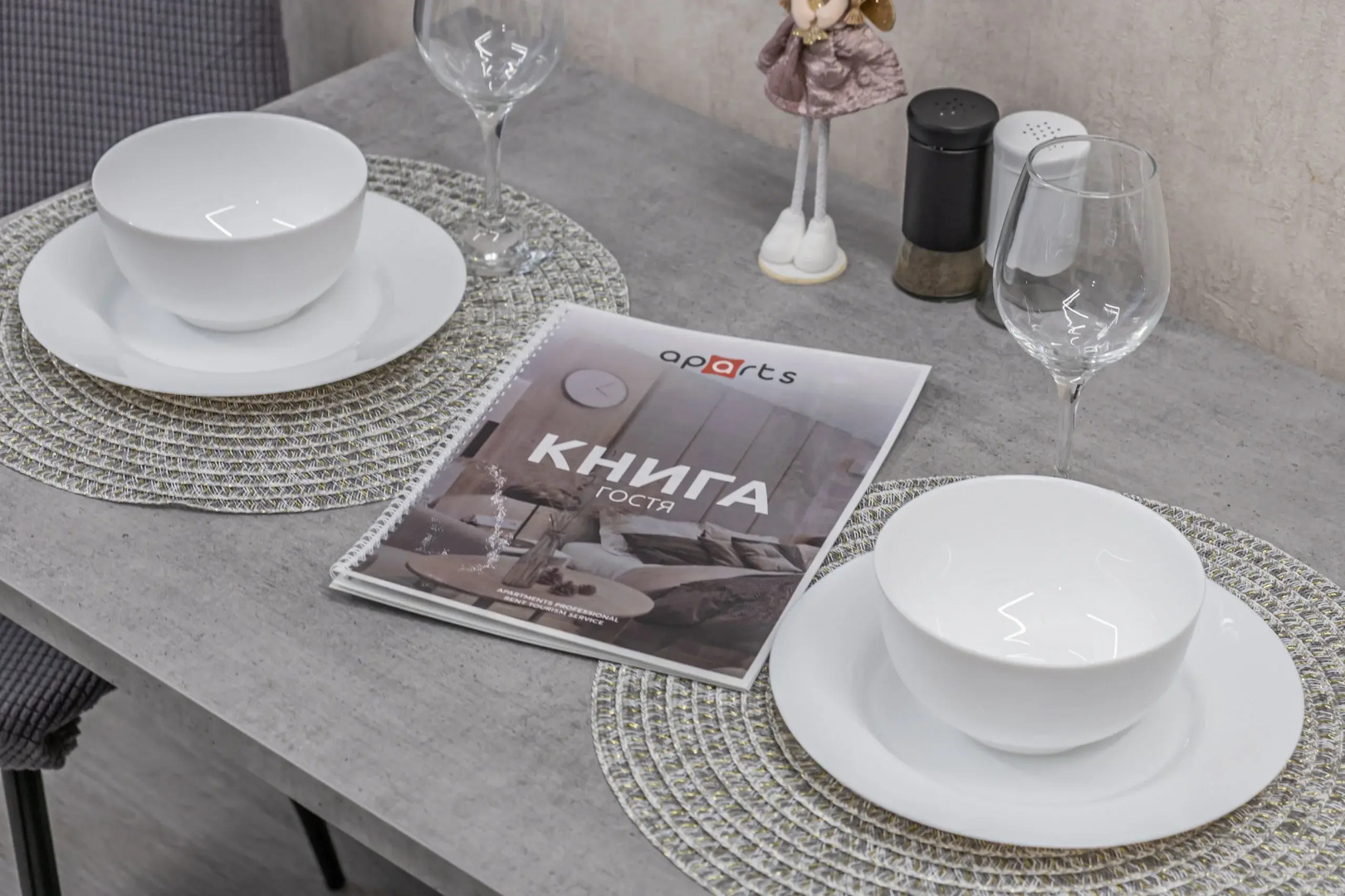 Квартира Однокомнатная уютная с дизайнерским ремонтом и современными удобствам