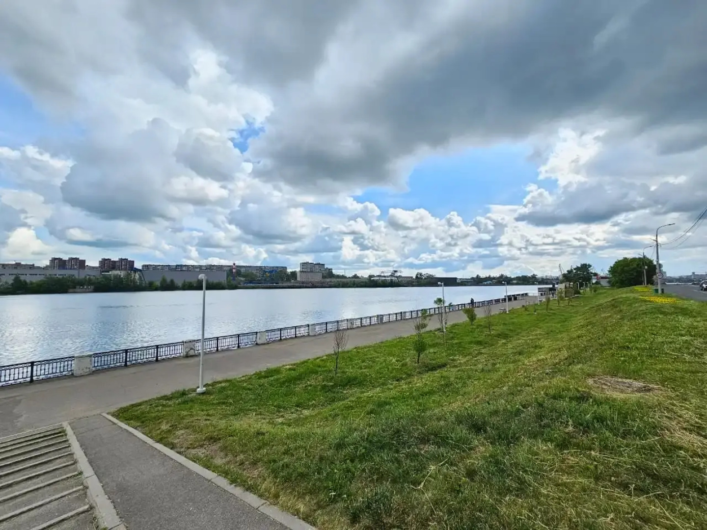 Квартира Живи Уютно