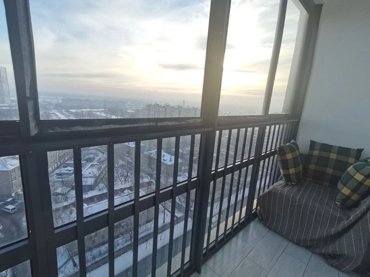 Апартаменты White Lodging на Академика Каргина