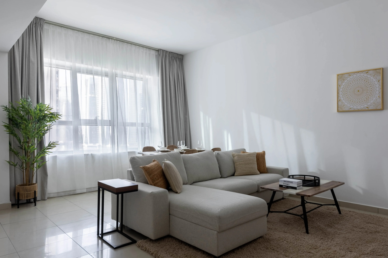 Апартаменты Welcome Home in Armada Tower 3