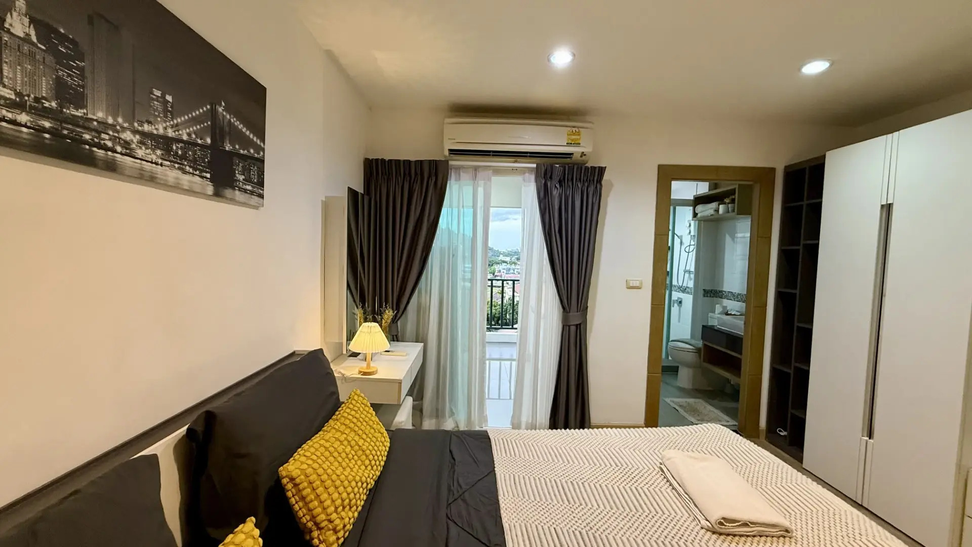 Квартира в комплексе The View Suanluang