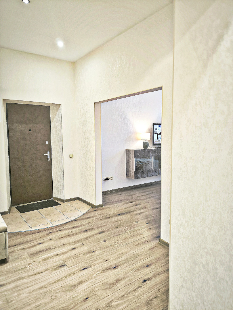 Апартаменты Проспект Независимости 44, Суперцентр, двушка