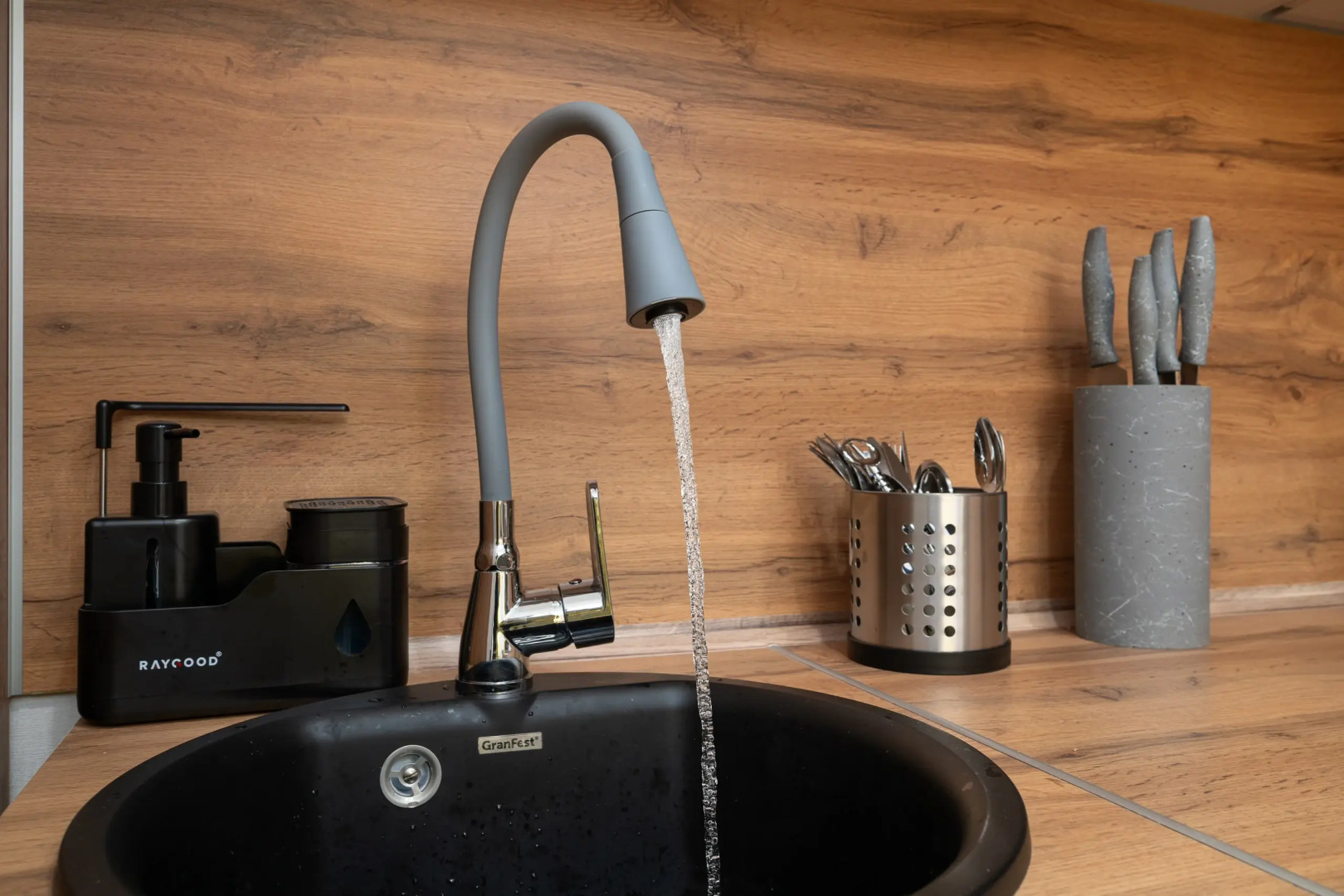 Квартира с дизайнерским ремонтом на Петра Метальникова