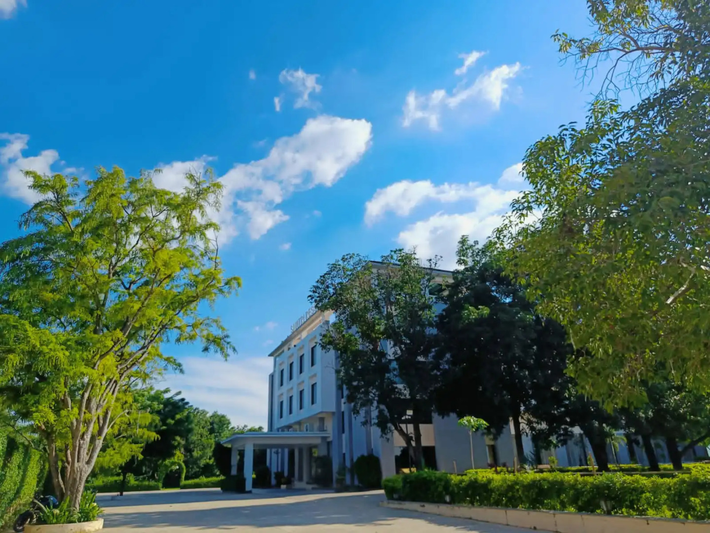 Отель Savitri Resorts Pushkar