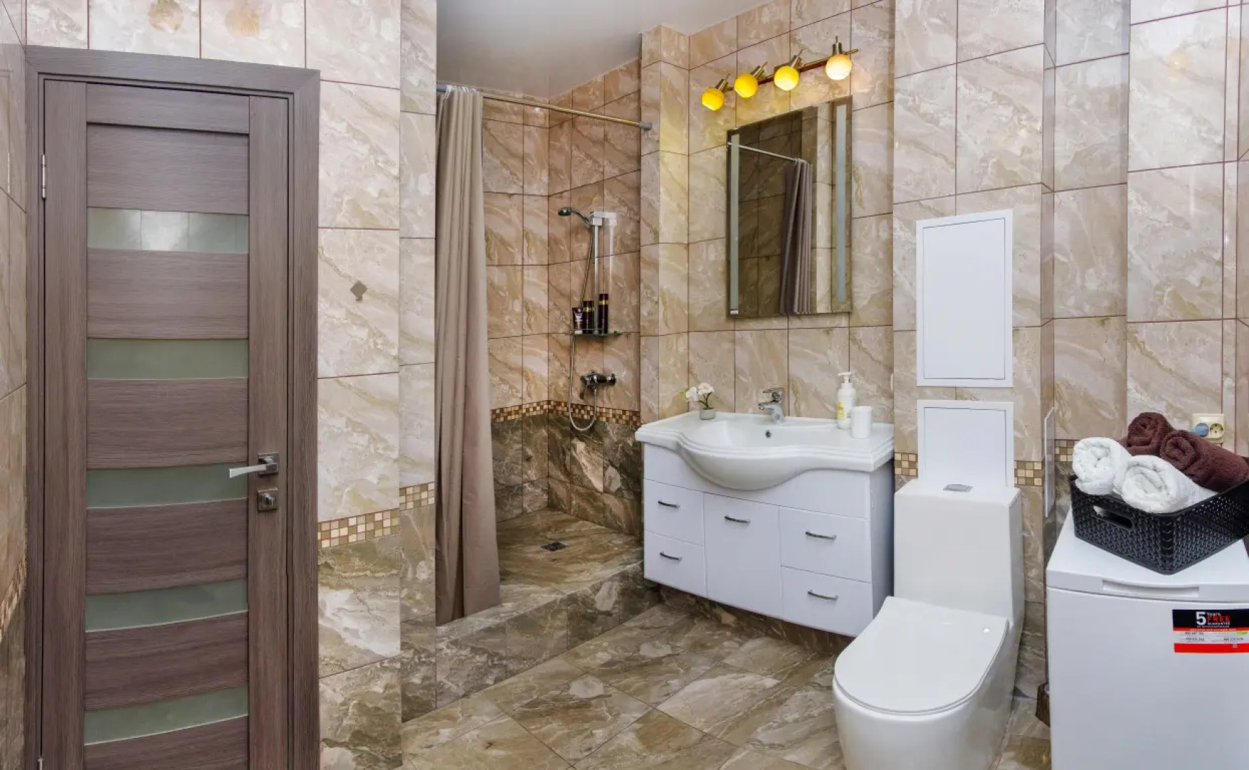 Апартаменты 25 Этажей Special