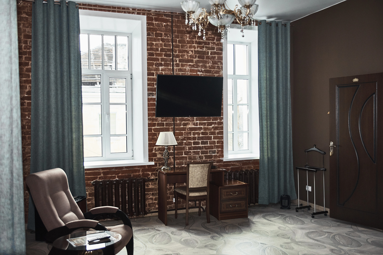 Отель Империал