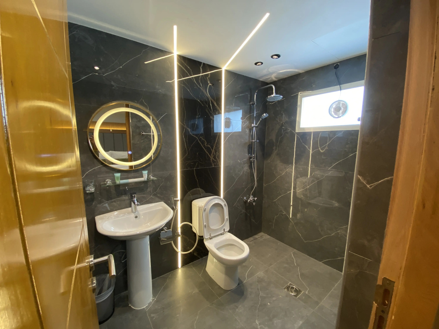 Отель Coral Bay Hotel Khorfakkan