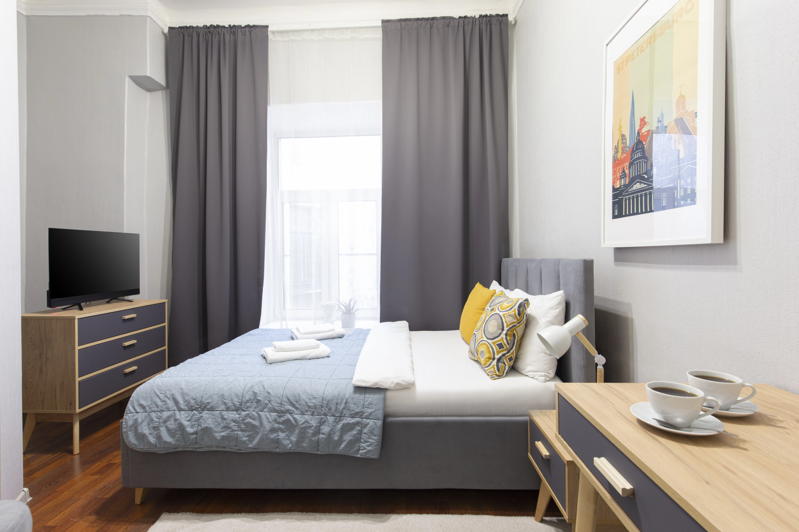 Отель Лопатин Невский 100