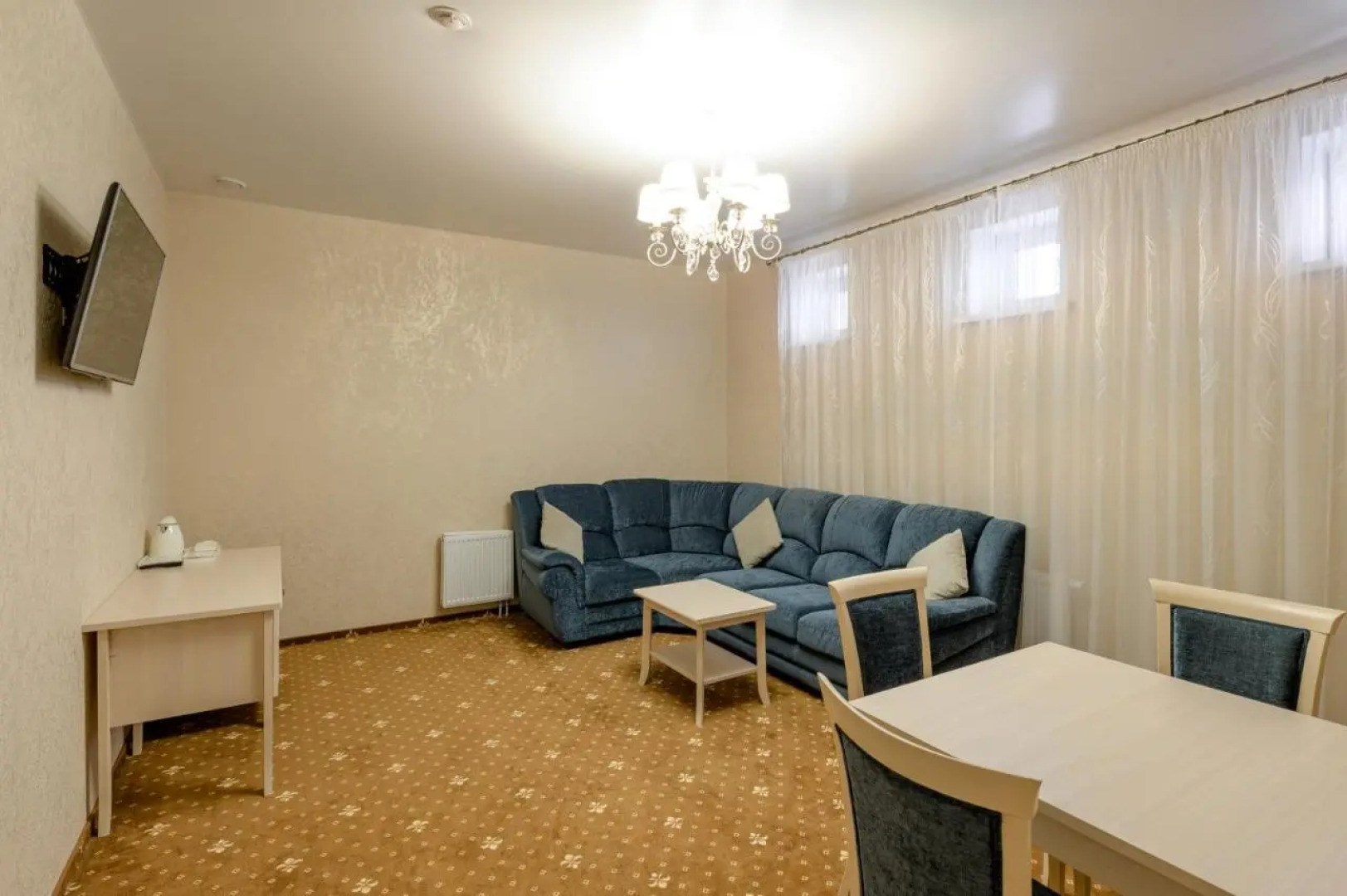 Отель Аквамарин