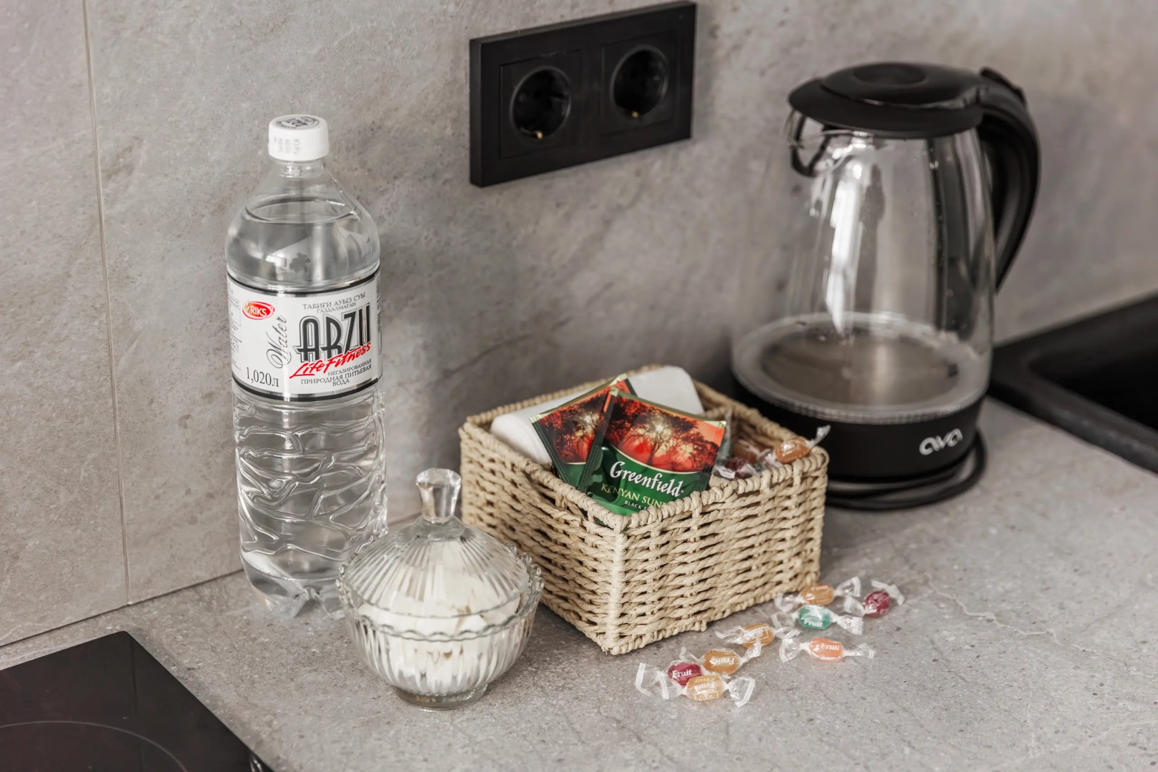 Апартаменты ADT Meridian White Marble