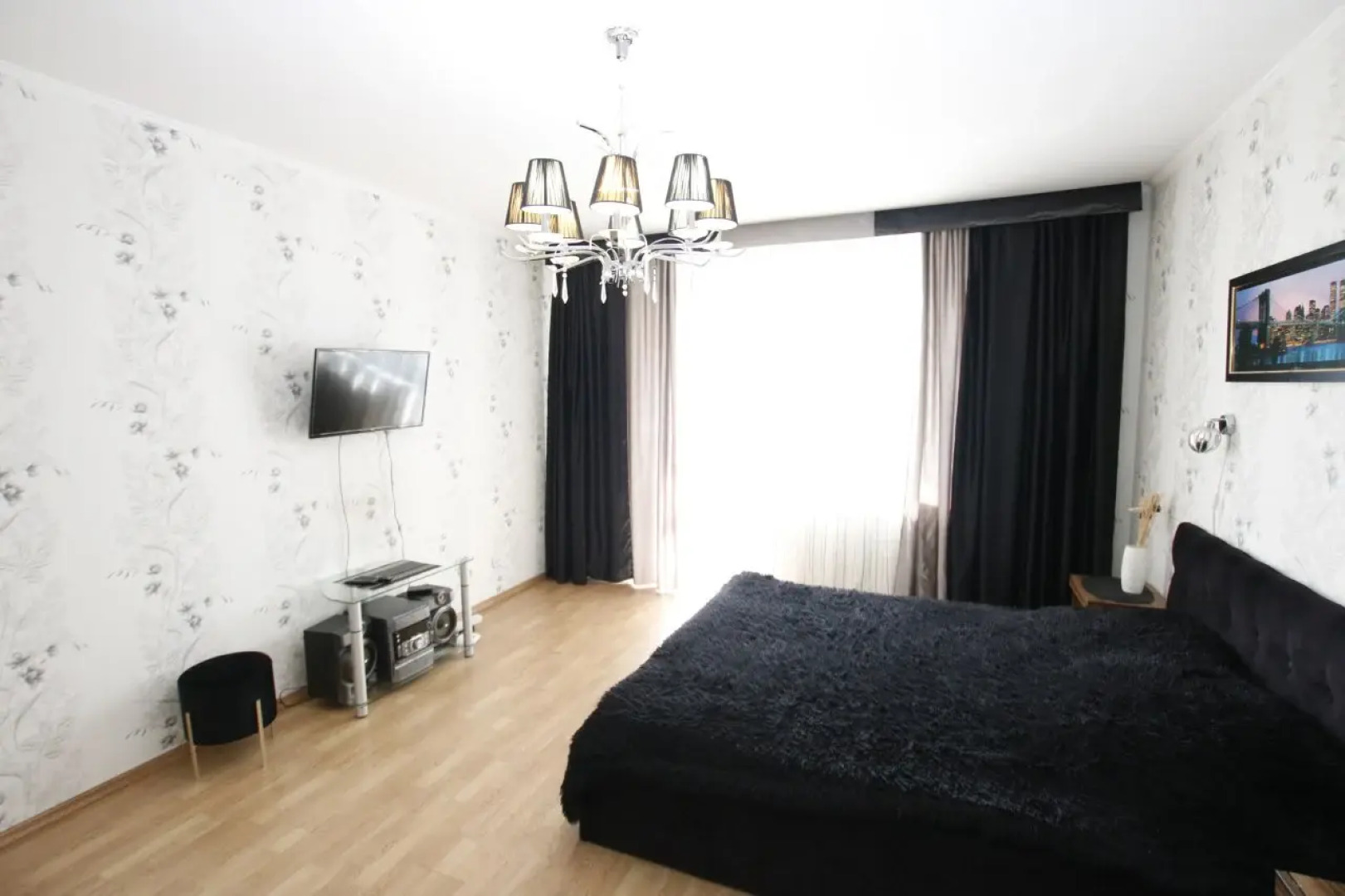 Апартаменты Юлиуса Фучика 9