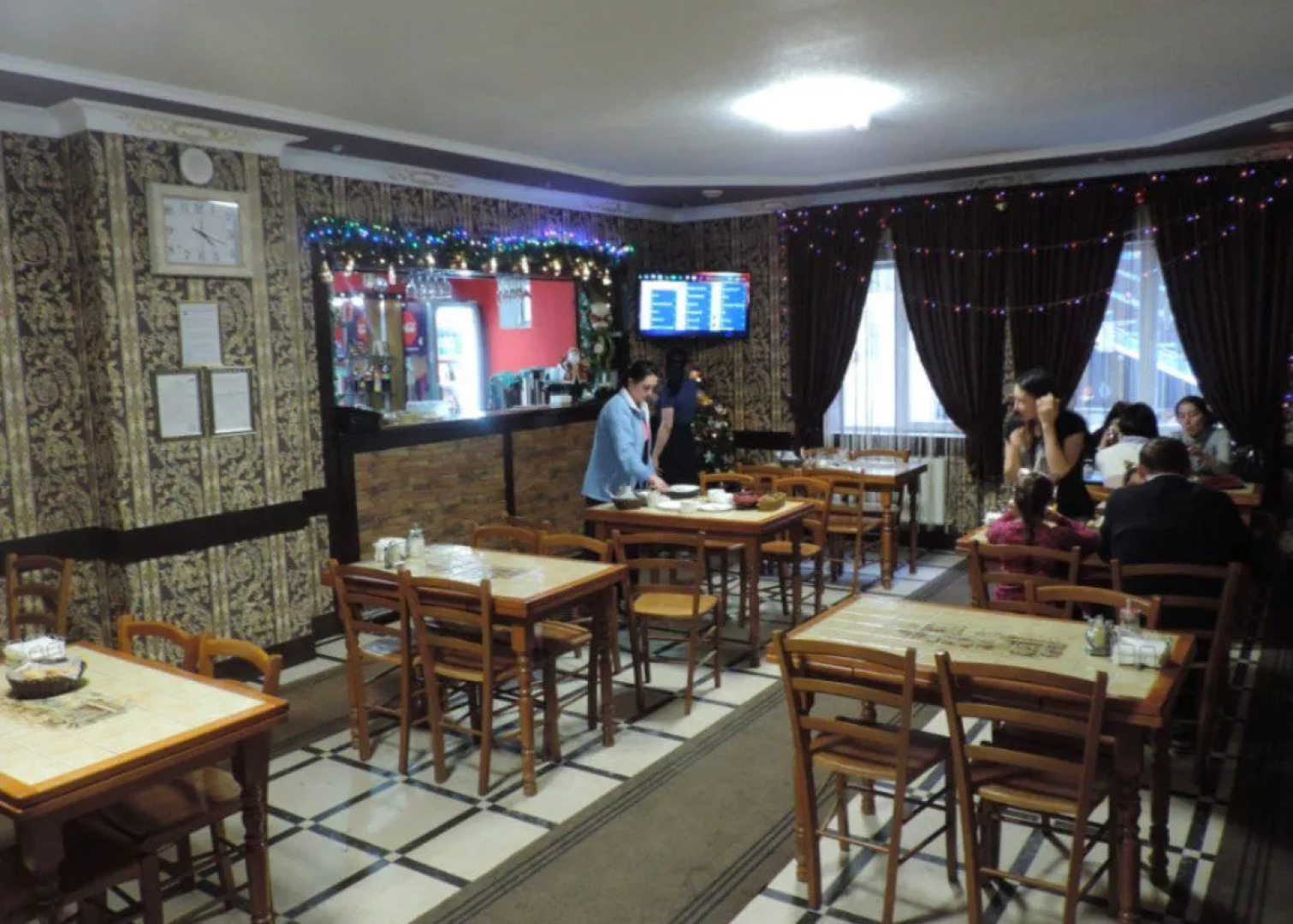 Отель Эльтур