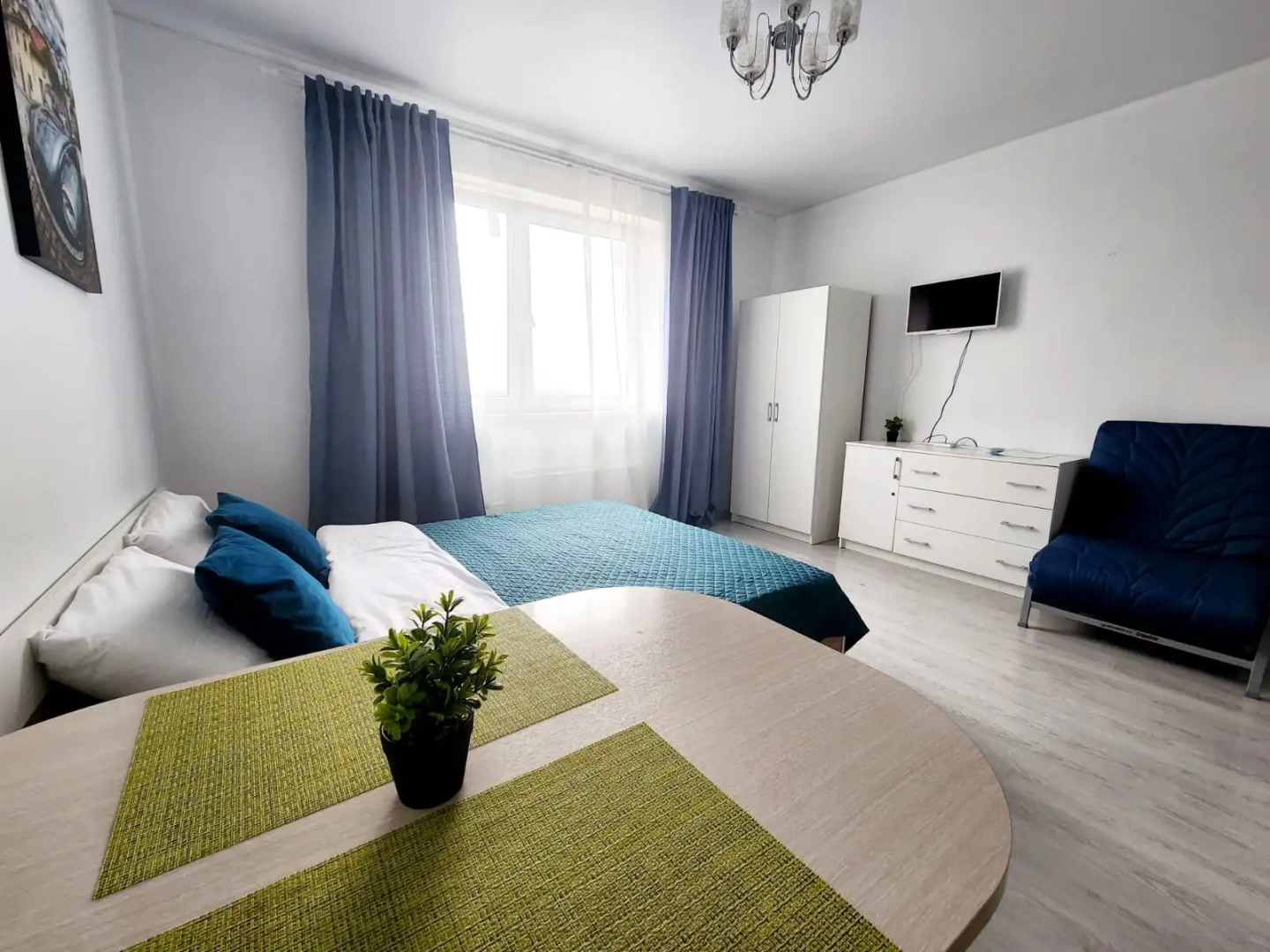 Апартаменты Runway Apartments