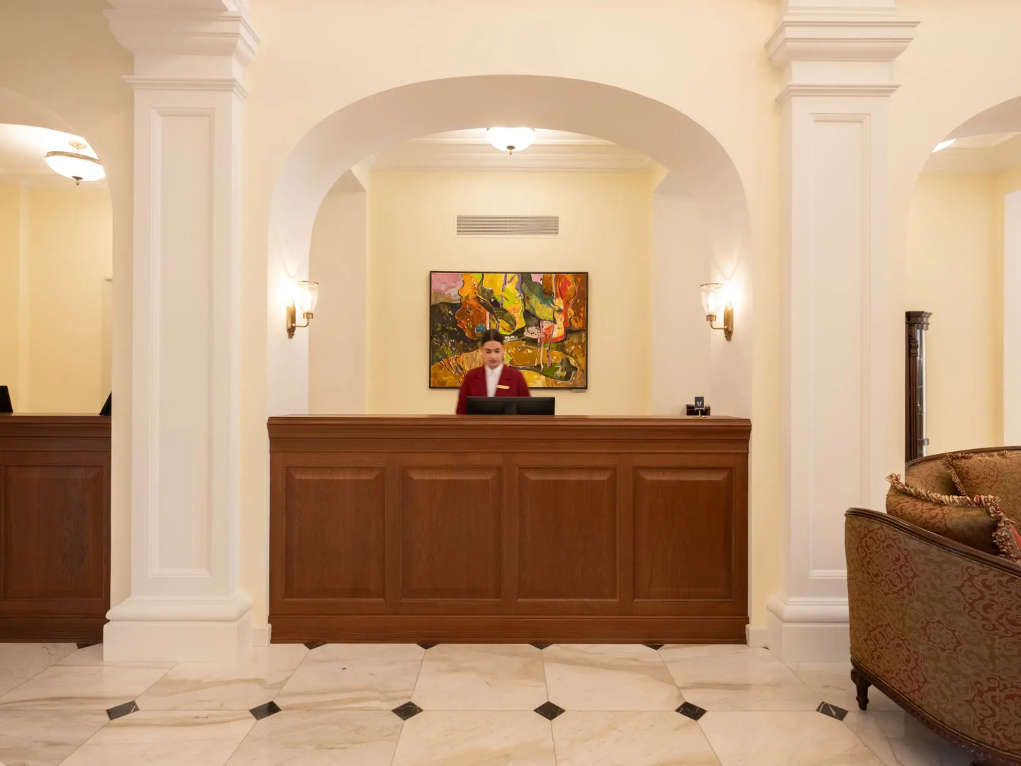 Отель RODINA Grand Hotel & SPA Irkutsk 5*