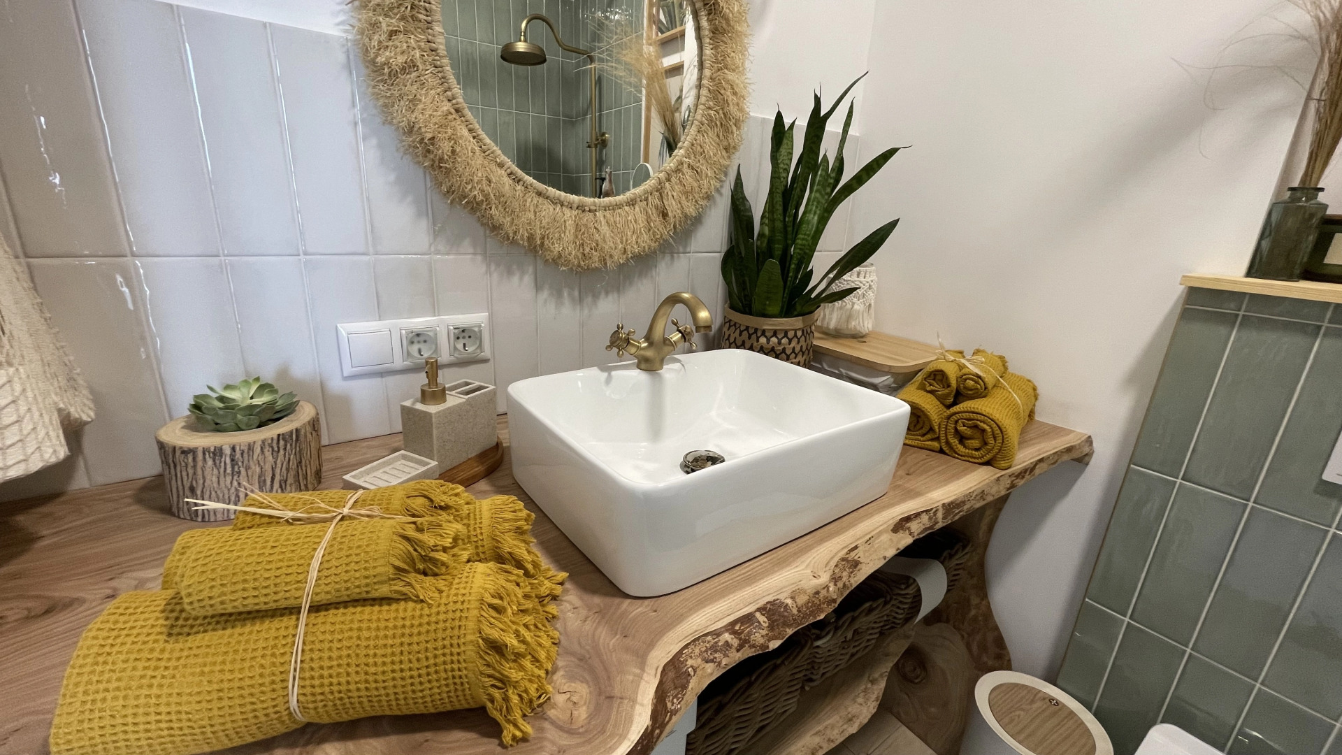 Апартаменты Студия в Духе Балийской Виллы в Краснодаре