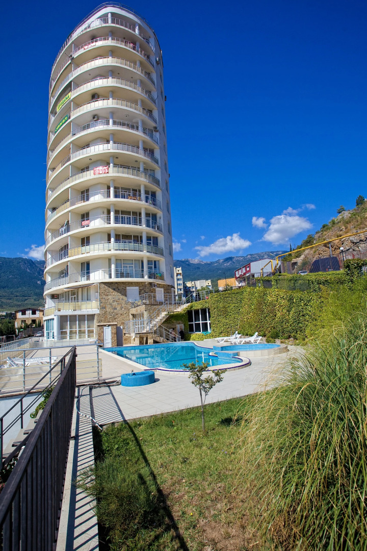 Гостевой Дом Белый Дом в Гурзуфе на Строителей