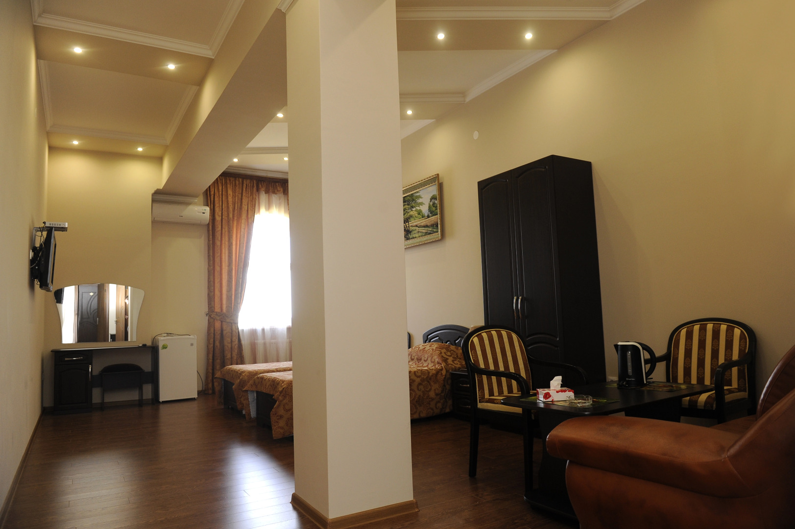 Отель Арарат