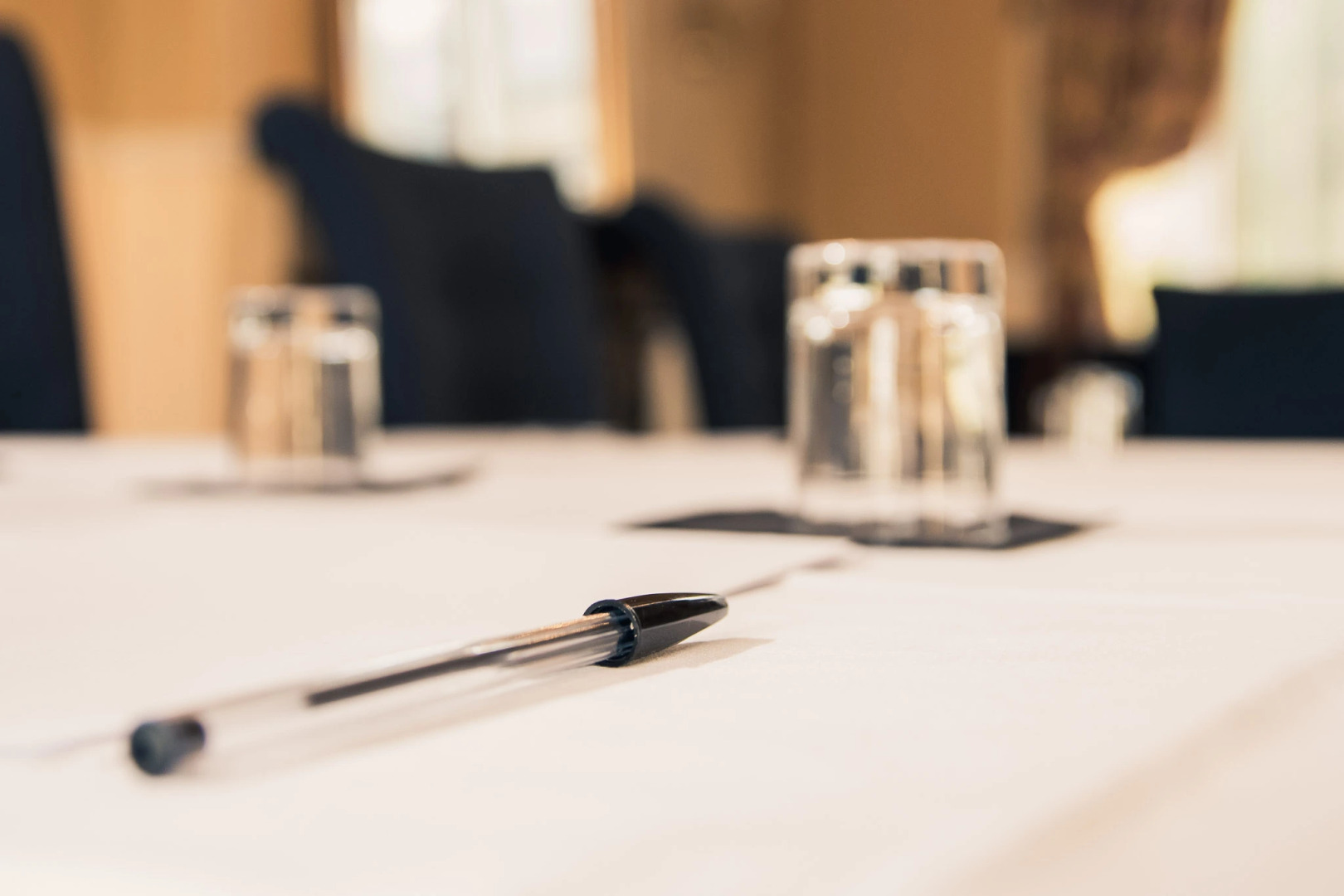 Отель Royal Kings Arms