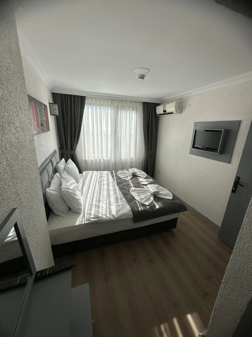 Big Orange Hotel