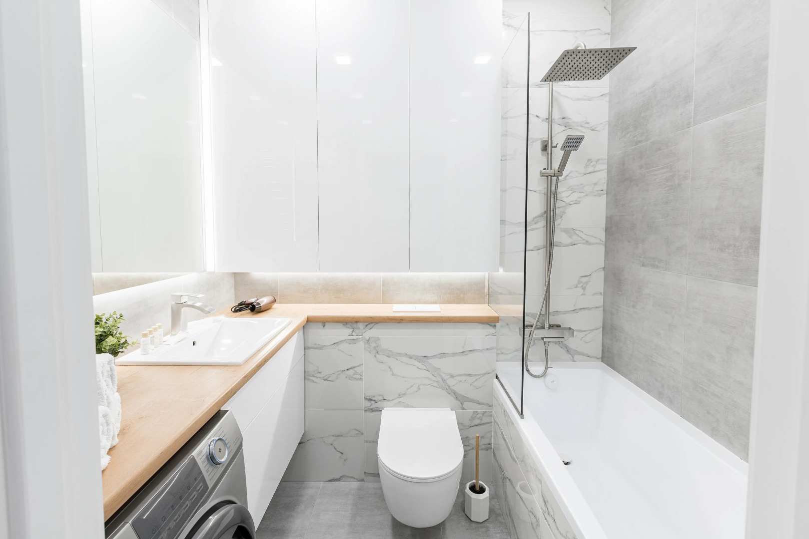 Апартаменты Дизайнерские на 24 Этаже с Панорамными Окнами