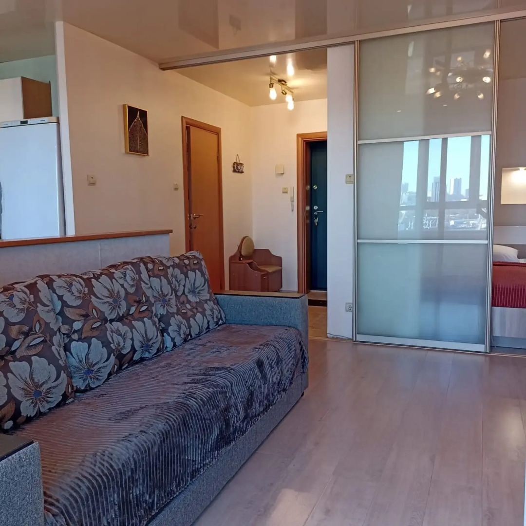 Квартира 1-Kомнатная Бестужева 15 Вид на Золотой Мост