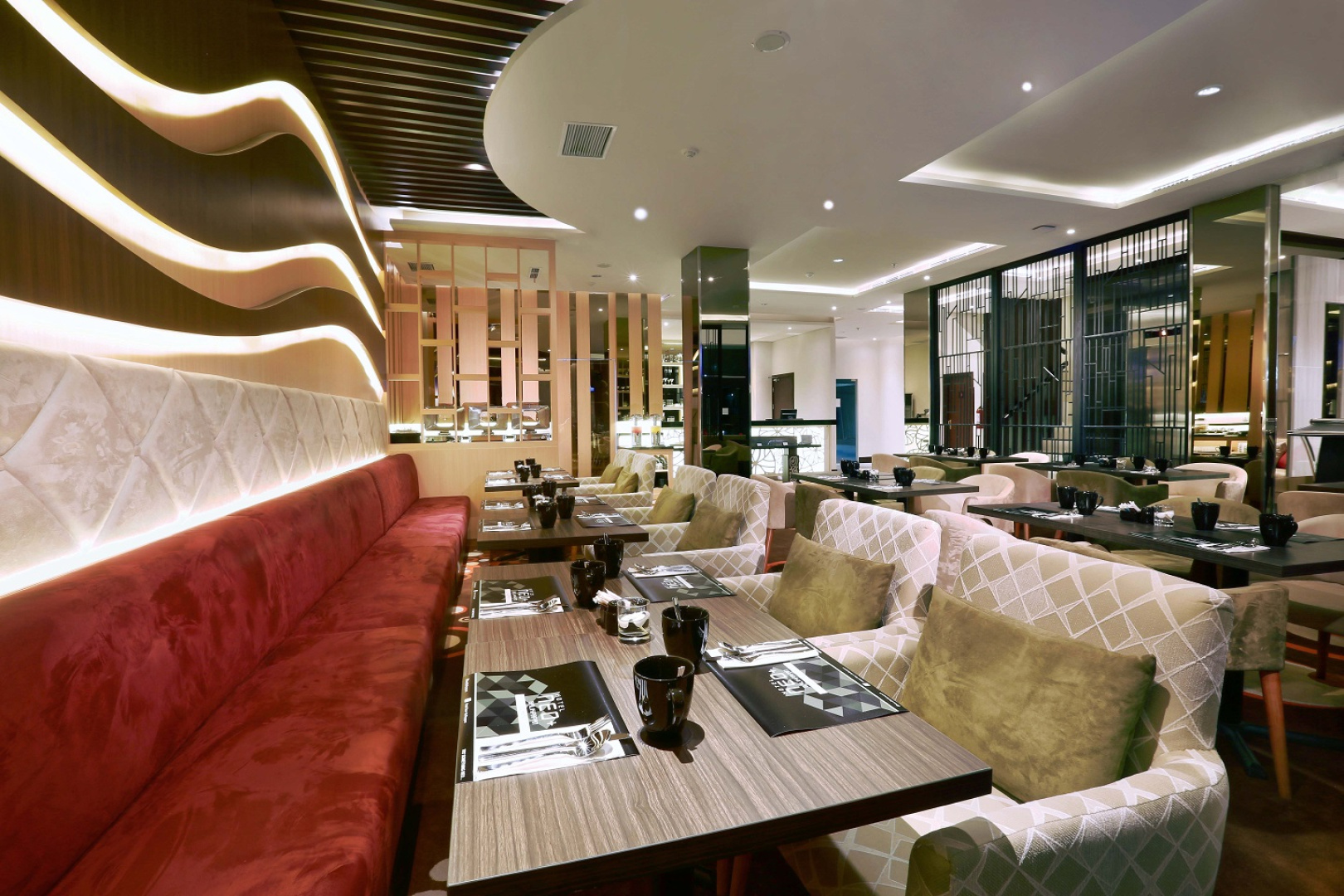 Отель Neo+ Balikpapan