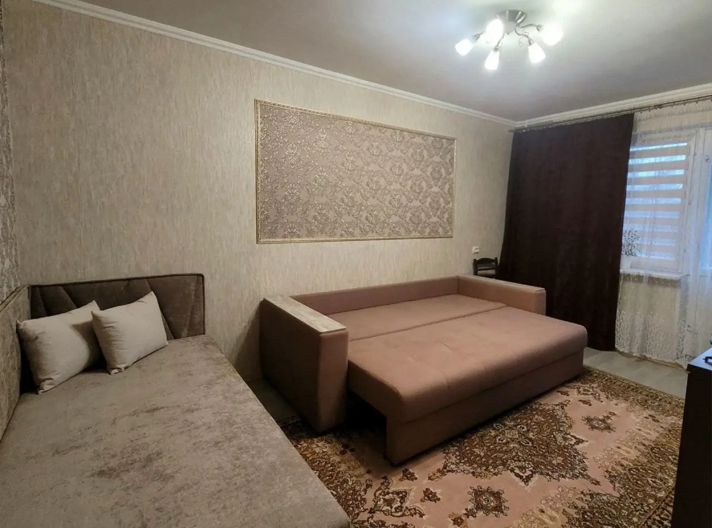 Апартаменты двухкомнатные в центре у реки