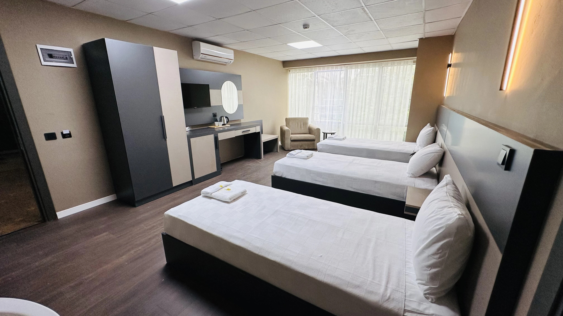 Отель Esse Joven