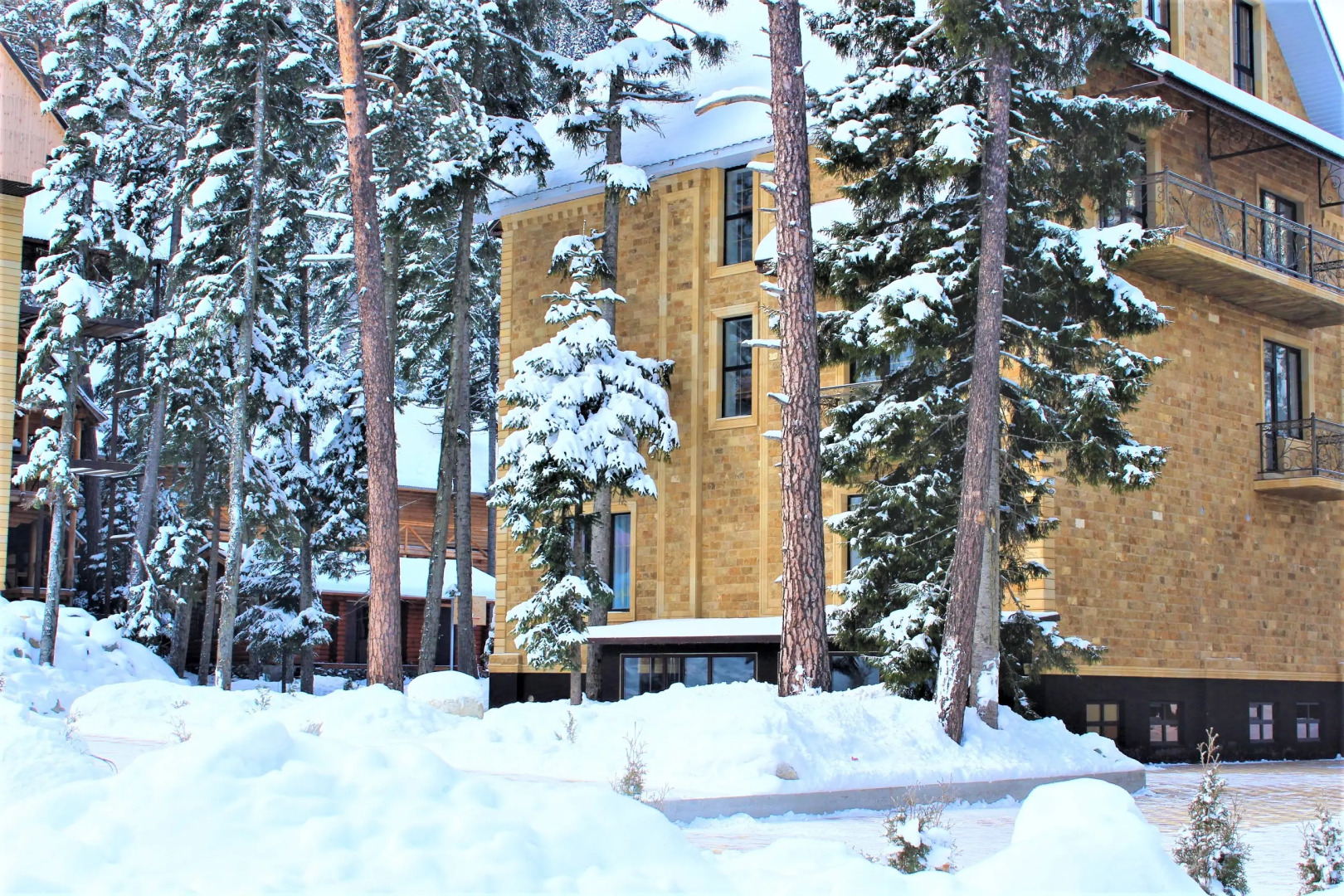 Отель Таурух