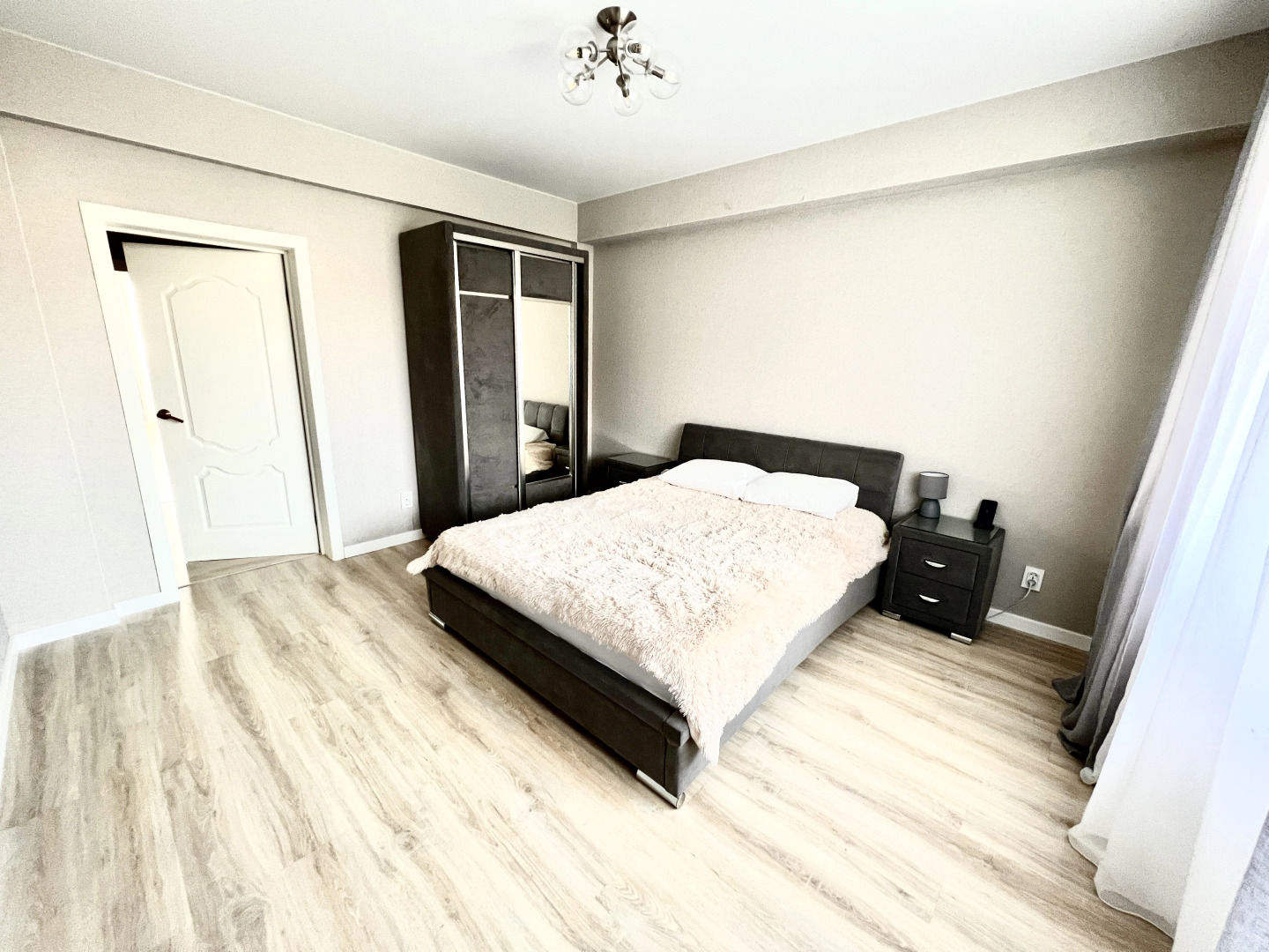 Апартаменты на Победы 7