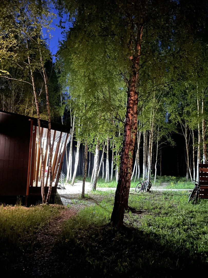 Отель Шепот