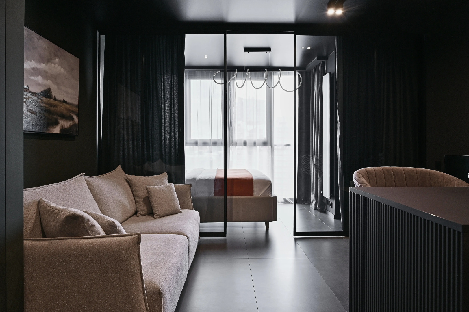 Квартира Aparts Pro+ Студия Black Panorama у Волги в ЖК Галактика на 16 Этаже