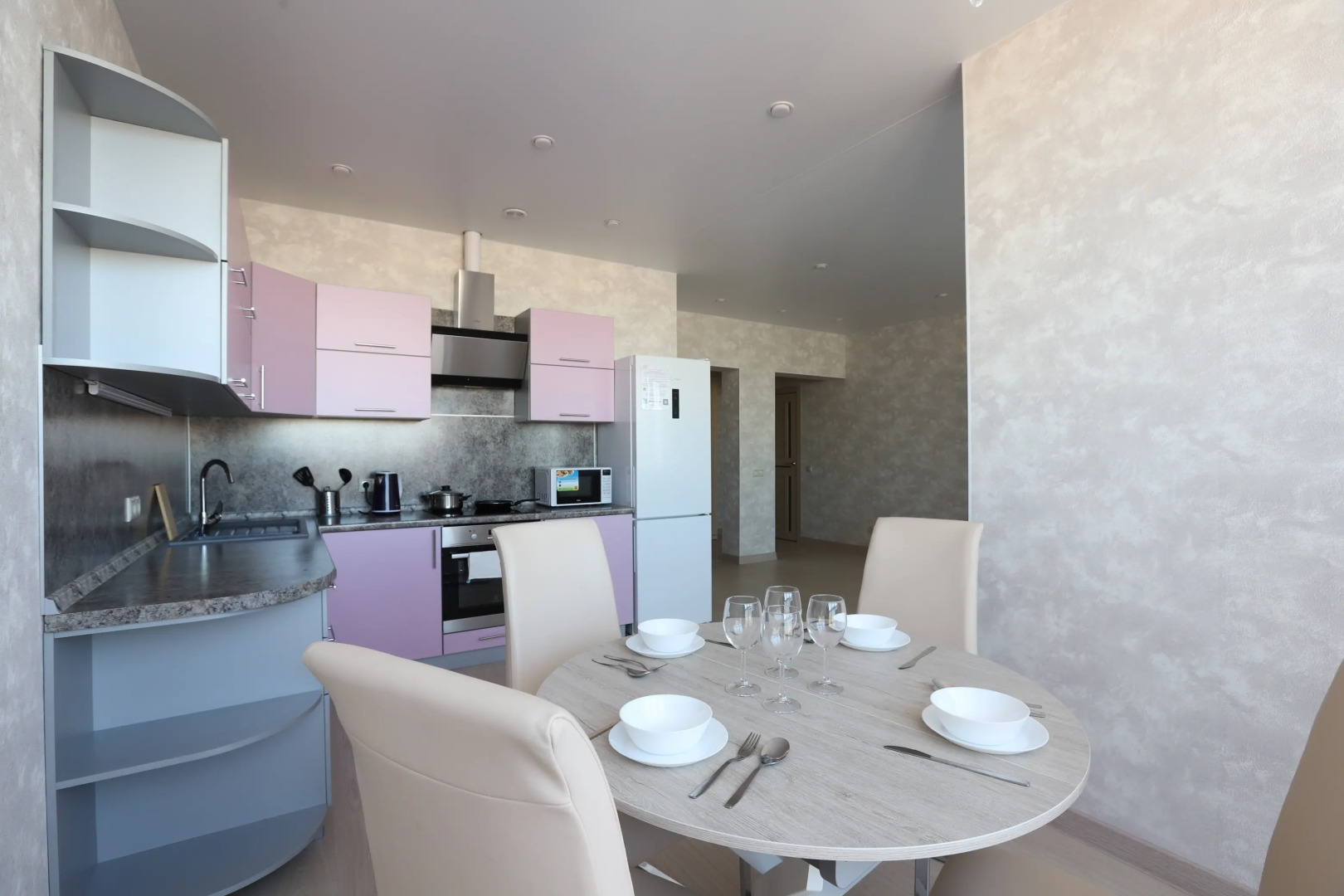 Квартира 3 MaxRealty24 Molodezhnaya 7/1