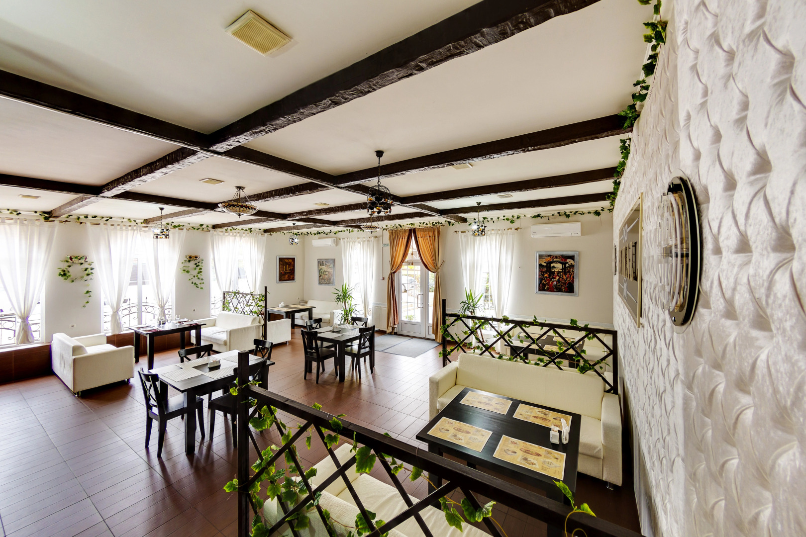 Отель Мартон Пашковский