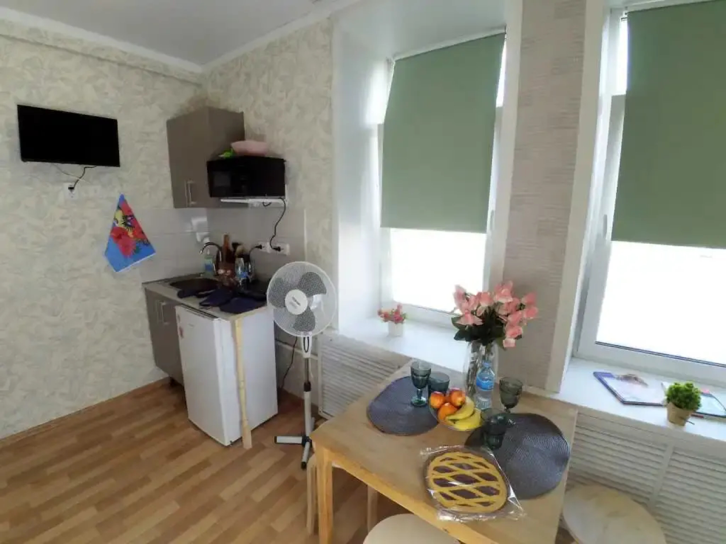 Студия 4 Тат Хаус на улице Нурсултана Назарбаева 9 в центре города у станции метро