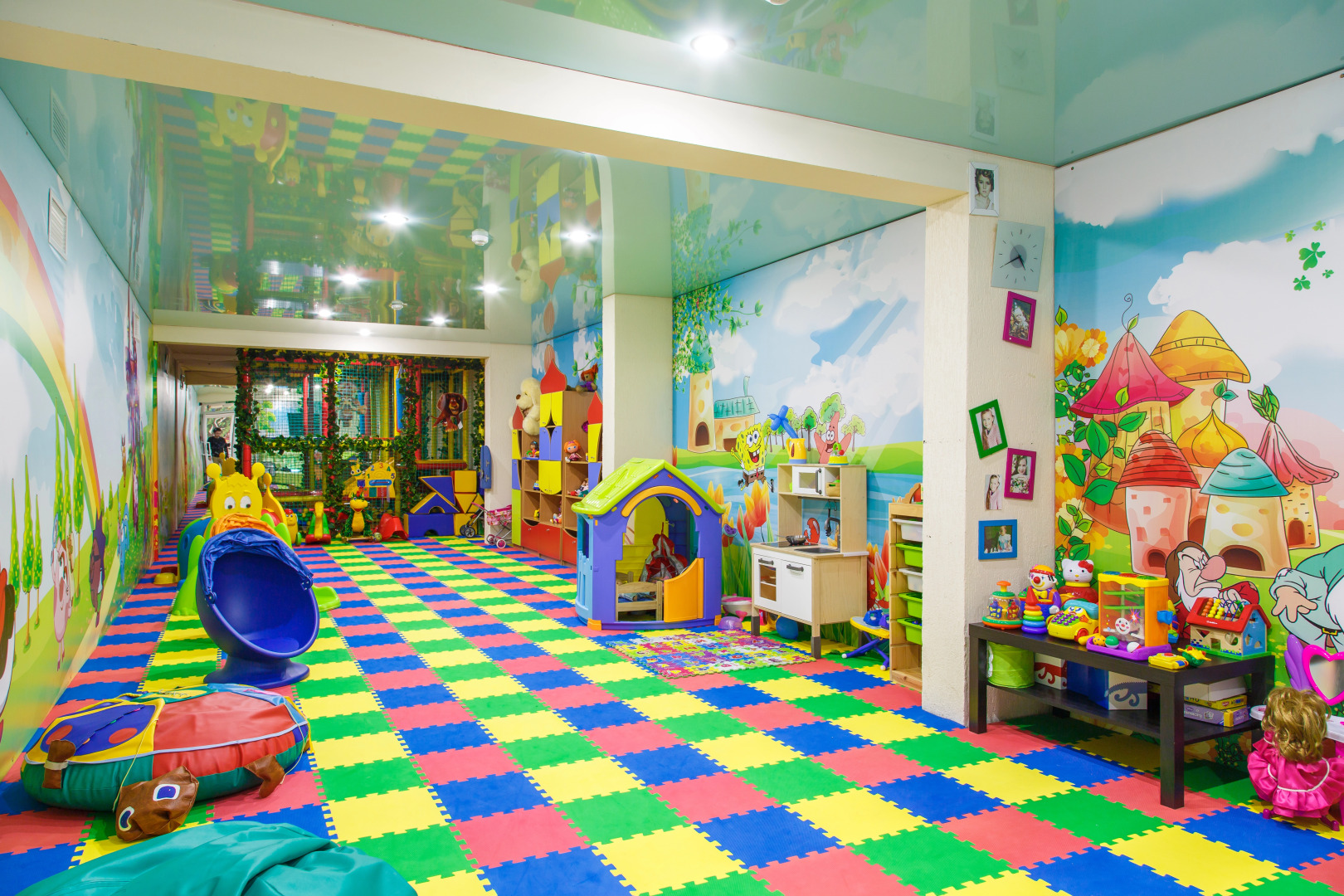 Отель Голден Кидс