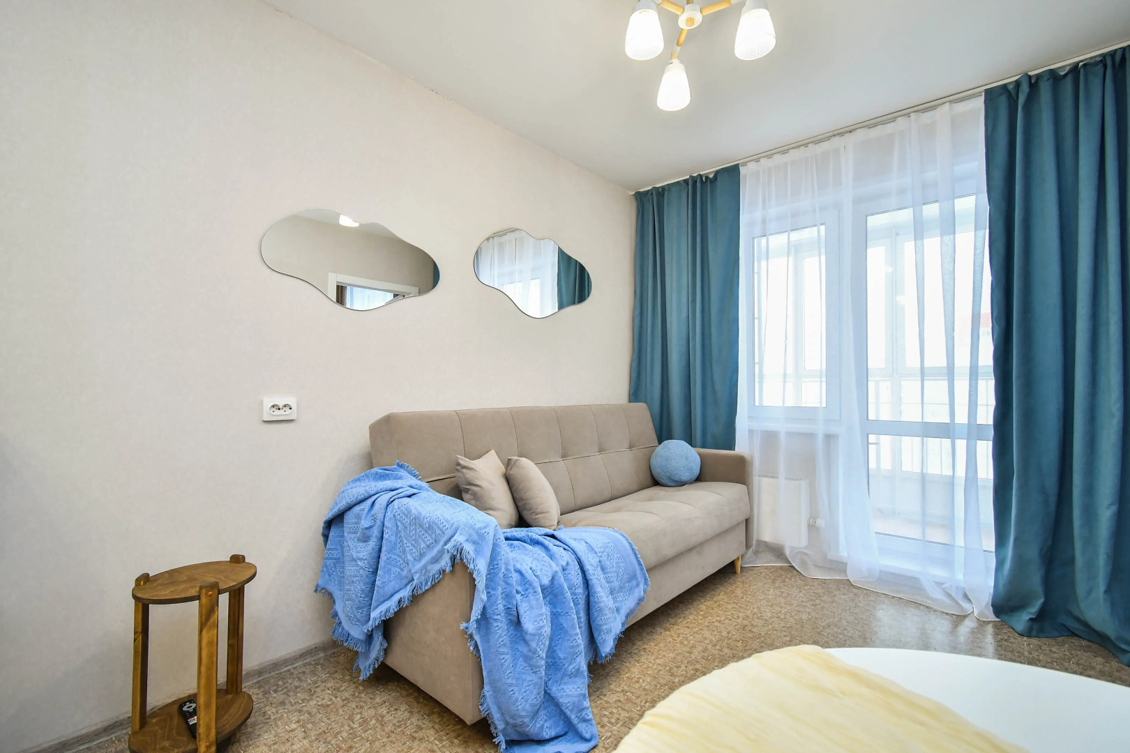 Квартира на Лесников 27