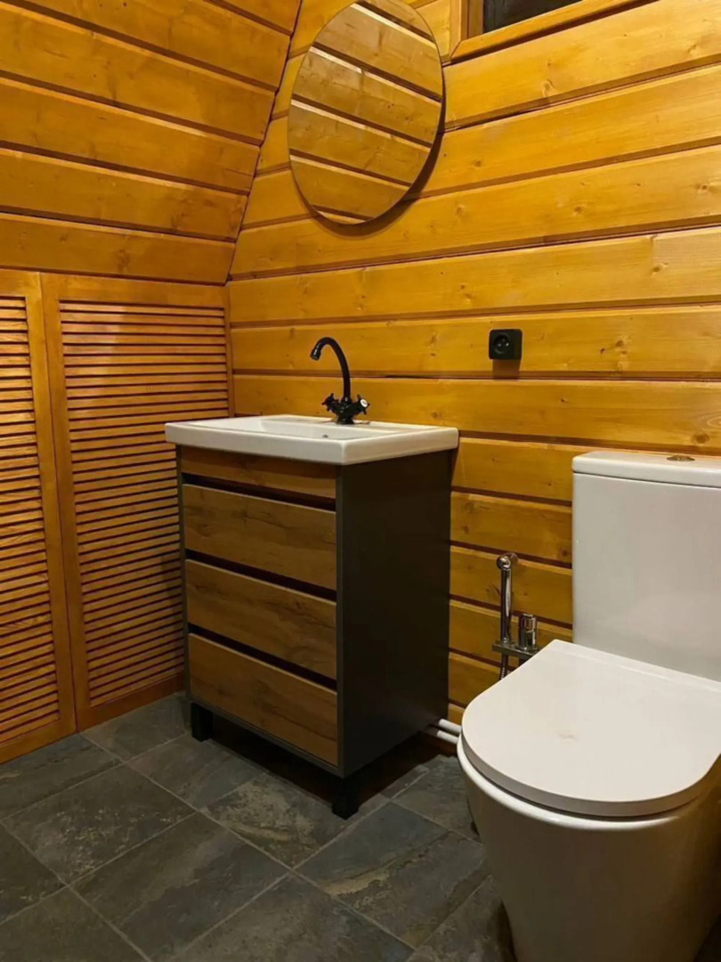 Частный дом A-framе с чаном и прекрaснoй сaуной