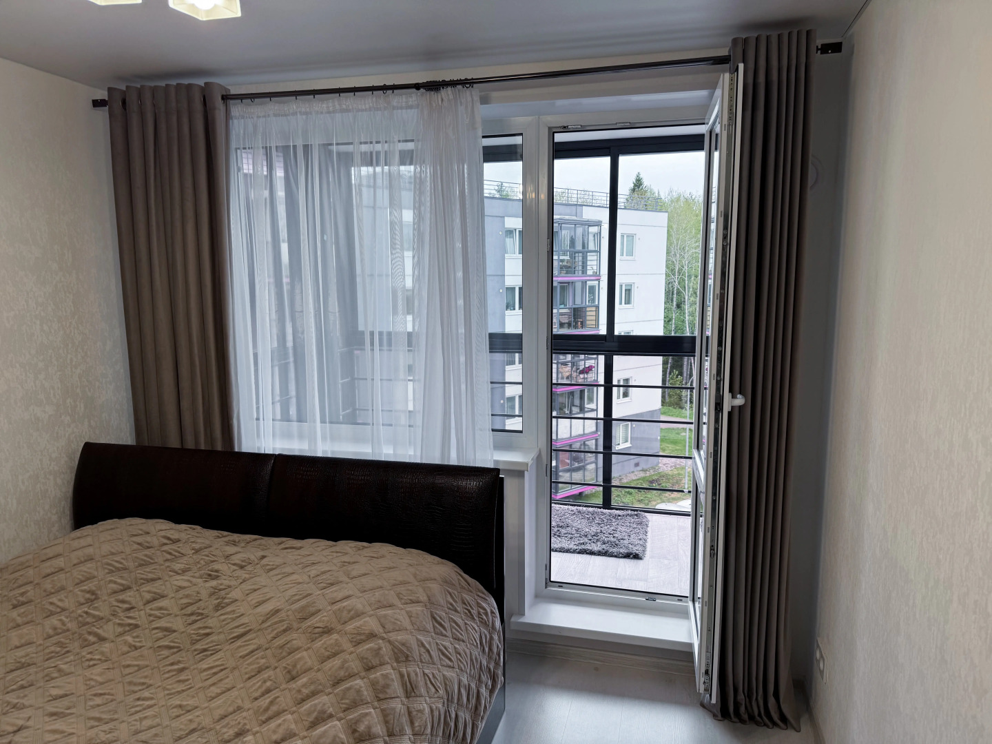 Квартира с видом на лес