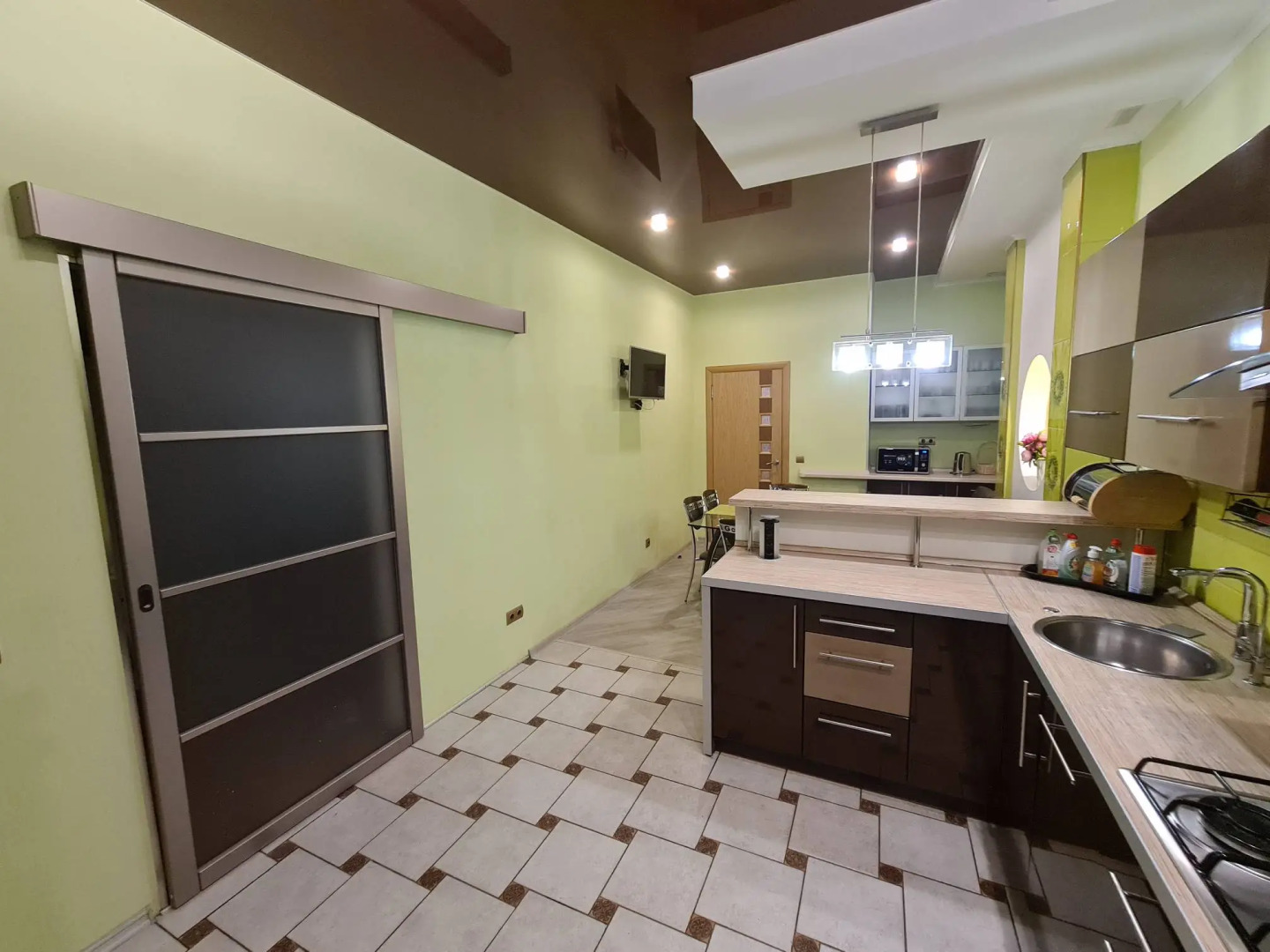 Апартаменты Некрасова 38