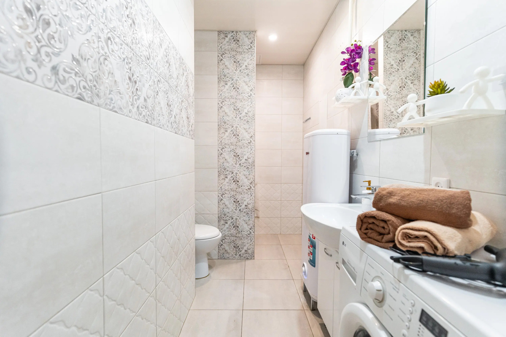 Апартаменты в Центре с Видом на Крейсер Михаил Кутузов от  LetoApart