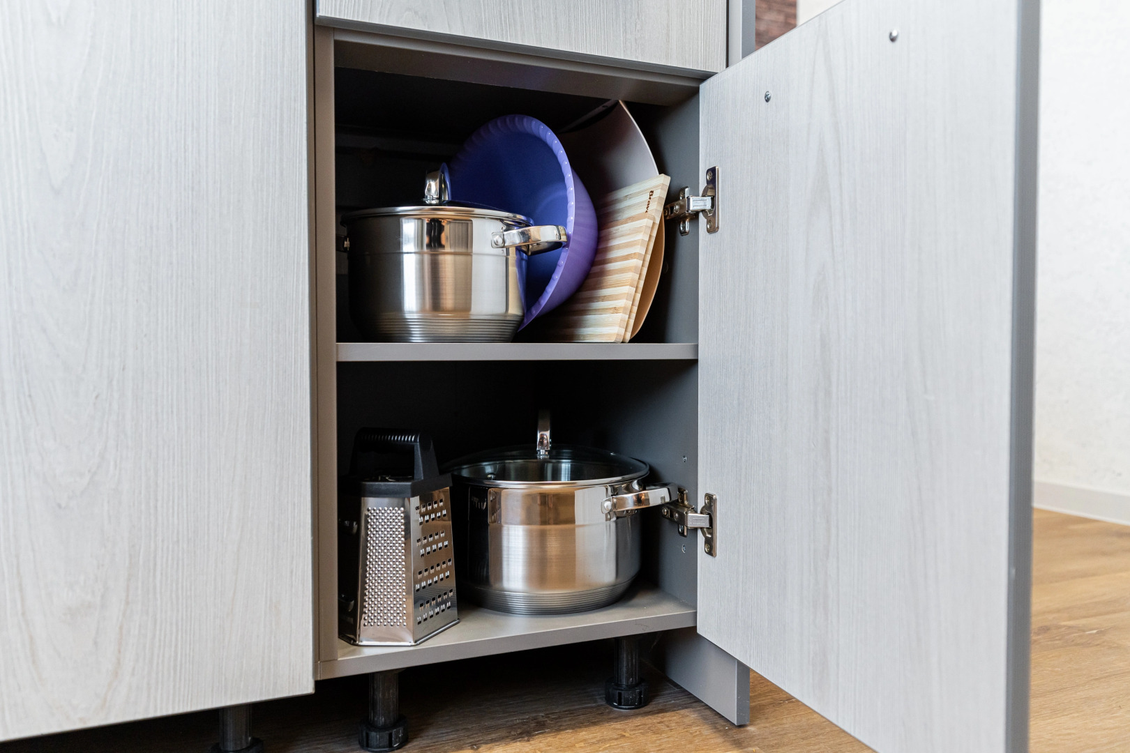 Апартаменты в Нoвоpоccийcкe c Дизaйнерcким Рeмoнтoм 2